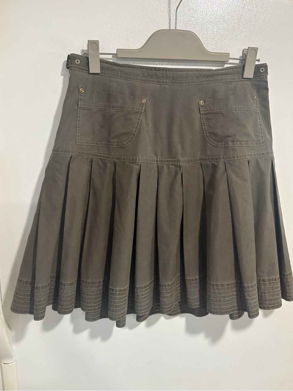 Peruvian Connection Olive Pleated Skirt with Front Patch Pockets